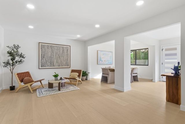 22 Dickens Court, San Carlos, CA 94070