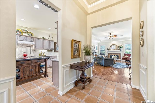 17202 Blanco Oaks, San Antonio, TX 78248