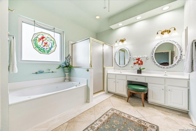 17202 Blanco Oaks, San Antonio, TX 78248