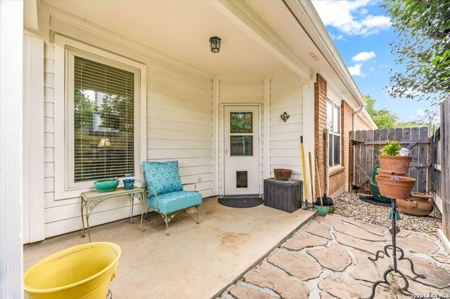 17202 Blanco Oaks, San Antonio, TX 78248