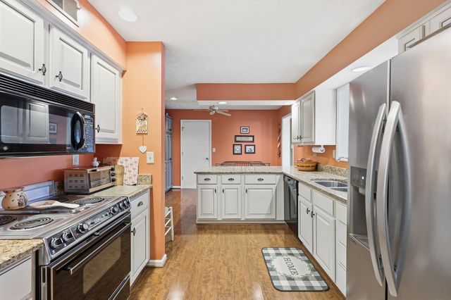 3504 Cheddington Lane, Lexington, KY 40502