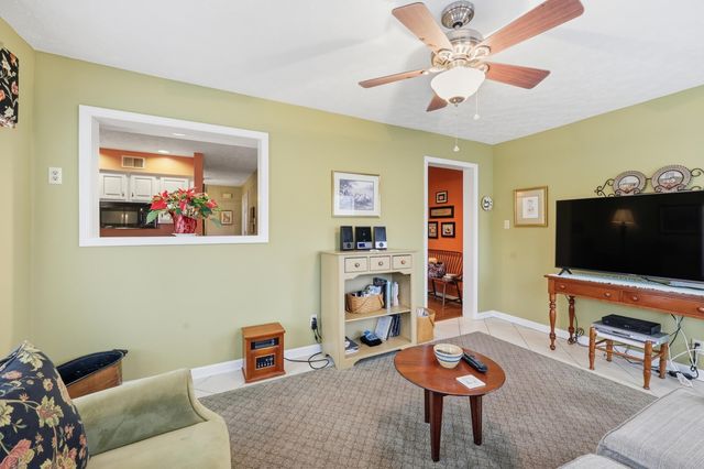 3504 Cheddington Lane, Lexington, KY 40502