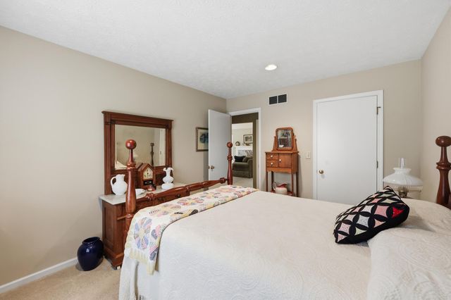 3504 Cheddington Lane, Lexington, KY 40502