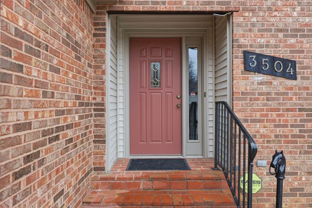 3504 Cheddington Lane, Lexington, KY 40502