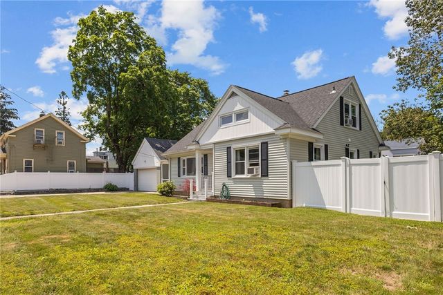 58 East Street, West Warwick, RI 02893