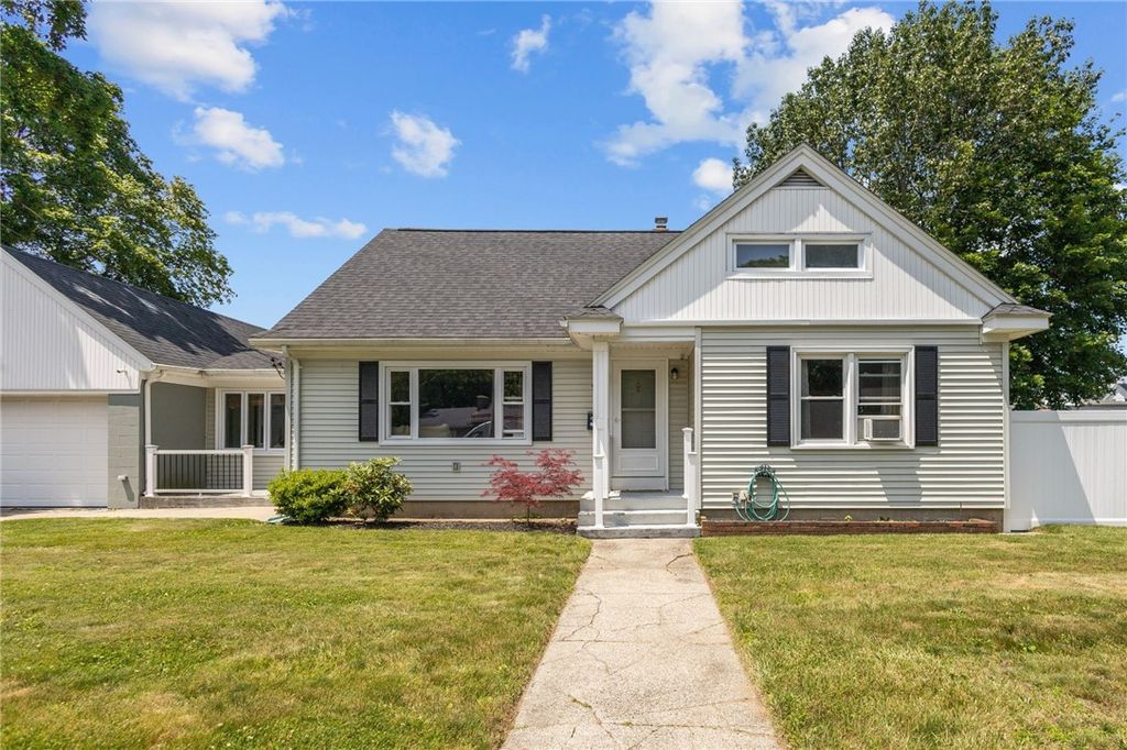 58 East Street, West Warwick, RI 02893
