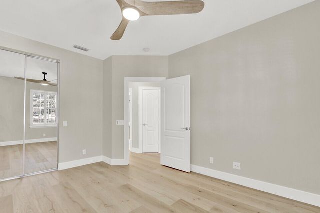 28 Live Oak Circle, Tequesta, FL 33469