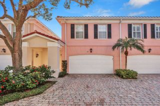 28 Live Oak Circle, Tequesta, FL 33469