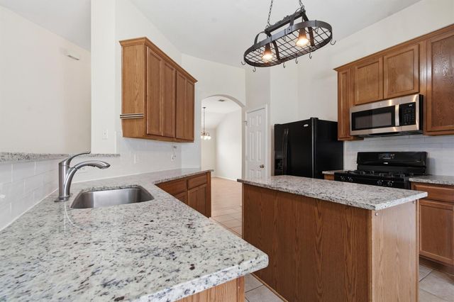224 Poplarwood DR, Kyle, TX 78640