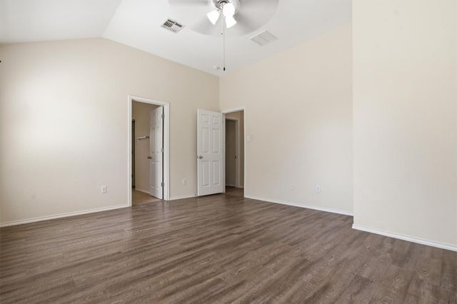 224 Poplarwood DR, Kyle, TX 78640