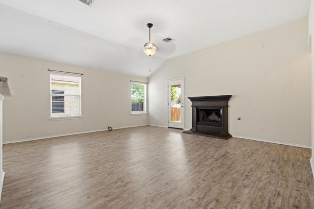 224 Poplarwood DR, Kyle, TX 78640