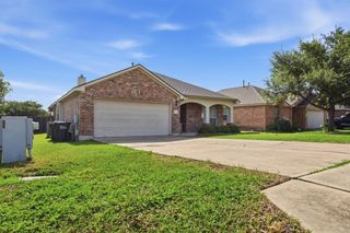 224 Poplarwood DR, Kyle, TX 78640
