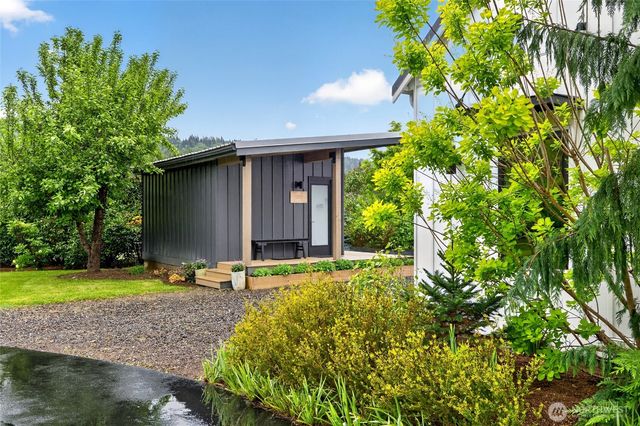 4811 354th Avenue SE, Fall City, WA 98024
