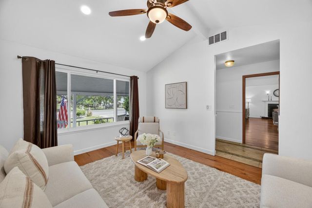 6715 Main Ave, Orangevale, CA 95662