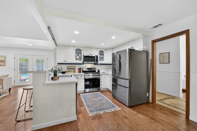 6715 Main Ave, Orangevale, CA 95662