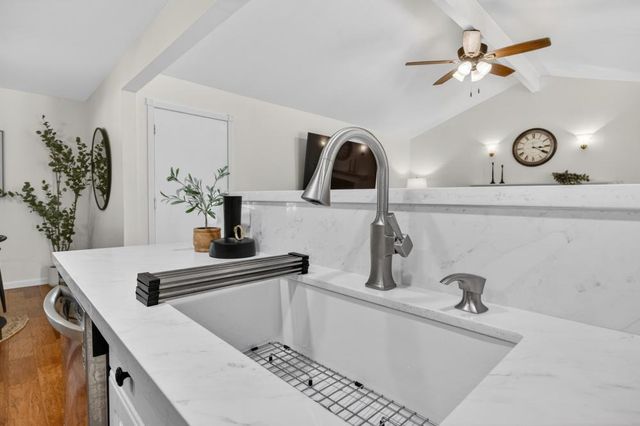 6715 Main Ave, Orangevale, CA 95662