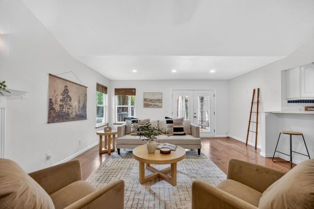 6715 Main Ave, Orangevale, CA 95662