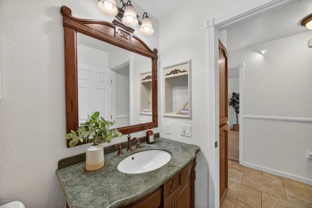 6715 Main Ave, Orangevale, CA 95662