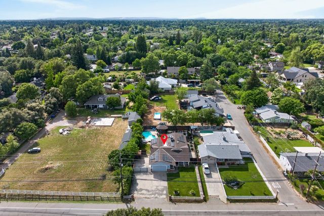 6715 Main Ave, Orangevale, CA 95662