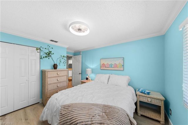 5741 Deauville CIR F301, Naples, FL 34112