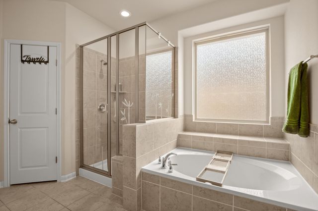 2401 Yaupon Range DR, Leander, TX 78641