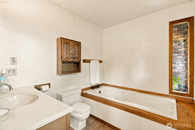 202 Alverson Boulevard, Everett, WA 98201
