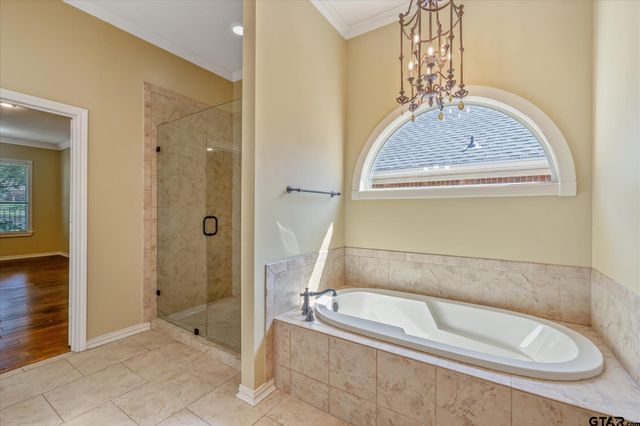 1431 Hollytree Pl, Tyler, TX 75703