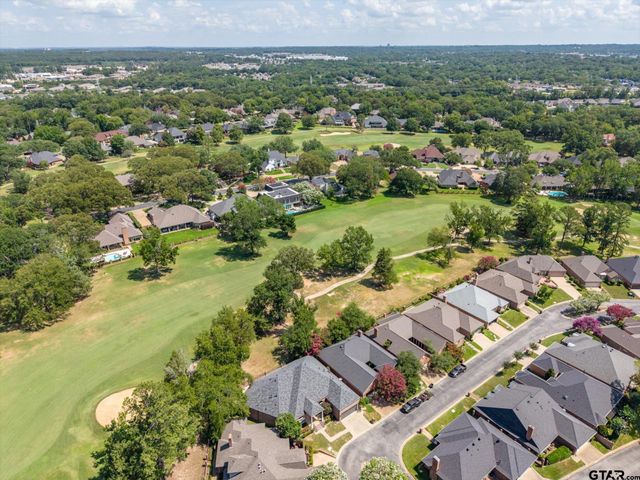 1431 Hollytree Pl, Tyler, TX 75703