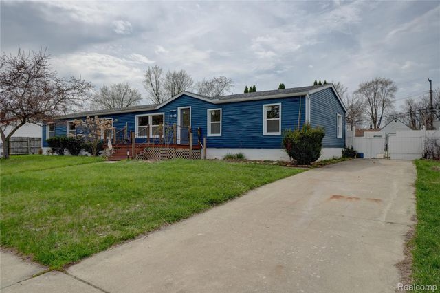 5112 Princess Street, Dearborn Heights, MI 48125