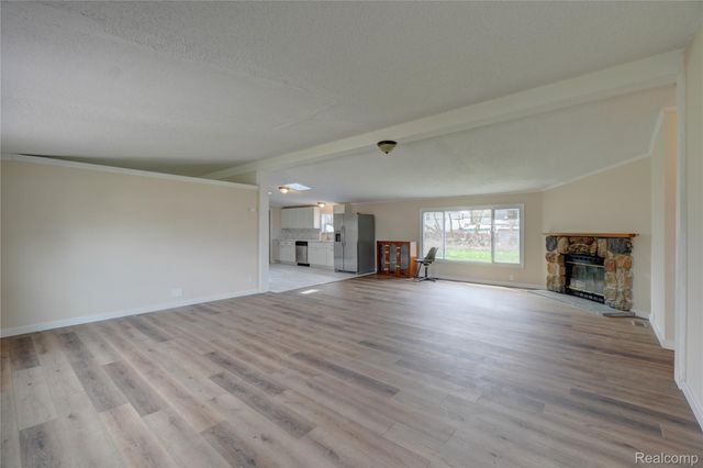 5112 Princess Street, Dearborn Heights, MI 48125