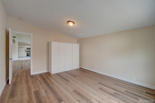 5112 Princess Street, Dearborn Heights, MI 48125
