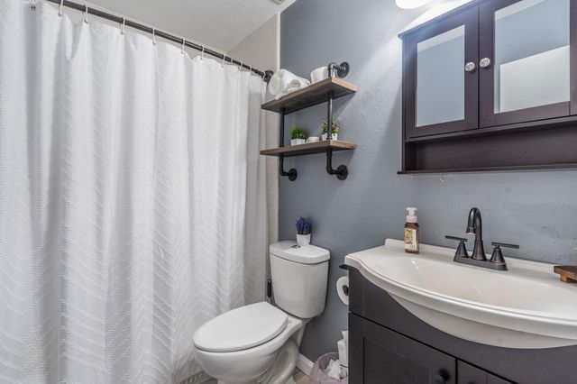2304 Caroline Street, Dickinson, TX 77539