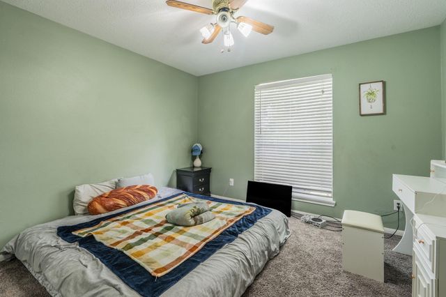 2304 Caroline Street, Dickinson, TX 77539
