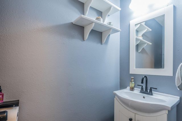 2304 Caroline Street, Dickinson, TX 77539