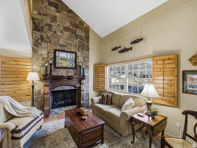 904 W SCHNEITTER CIR, Midway, UT 84049