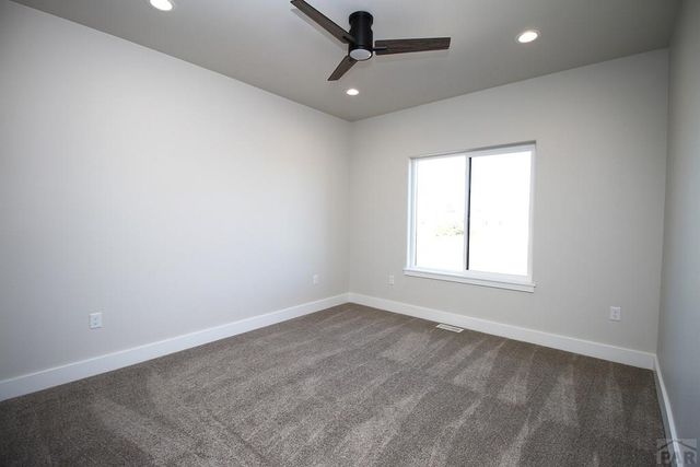 1009 S Oak Valley Dr, Pueblo West, CO 81007