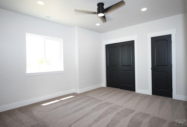 1009 S Oak Valley Dr, Pueblo West, CO 81007