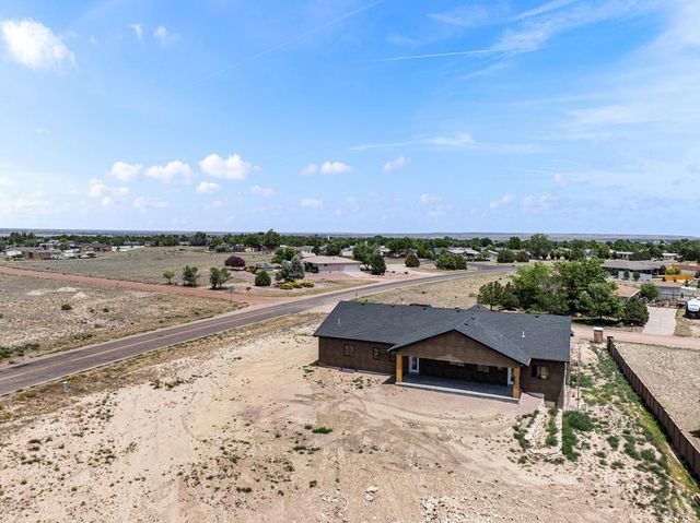 1009 S Oak Valley Dr, Pueblo West, CO 81007