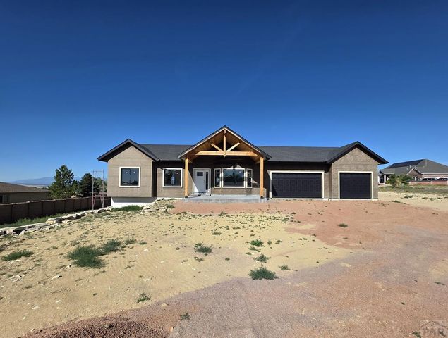 1009 S Oak Valley Dr, Pueblo West, CO 81007