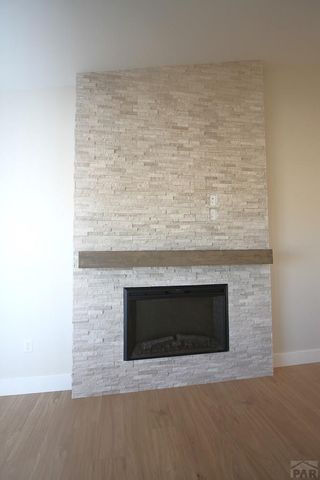 1009 S Oak Valley Dr, Pueblo West, CO 81007