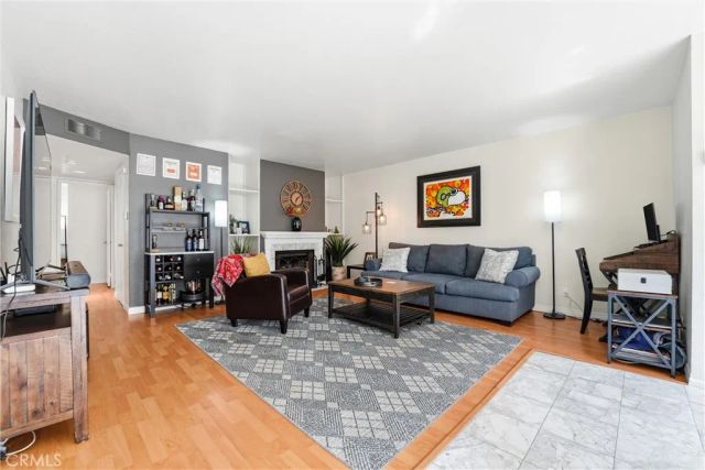 800 Termino Avenue 5, Long Beach, CA 90804