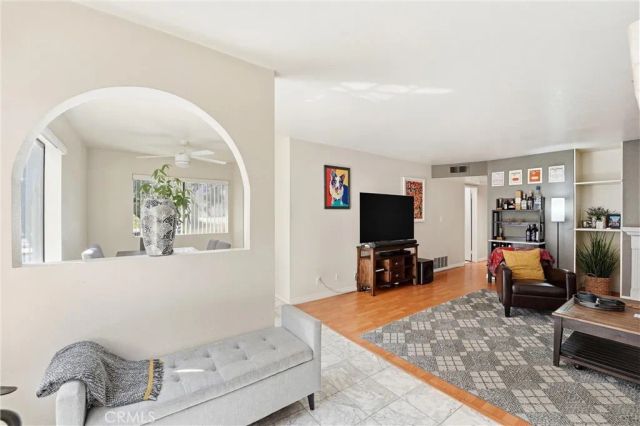 800 Termino Avenue 5, Long Beach, CA 90804