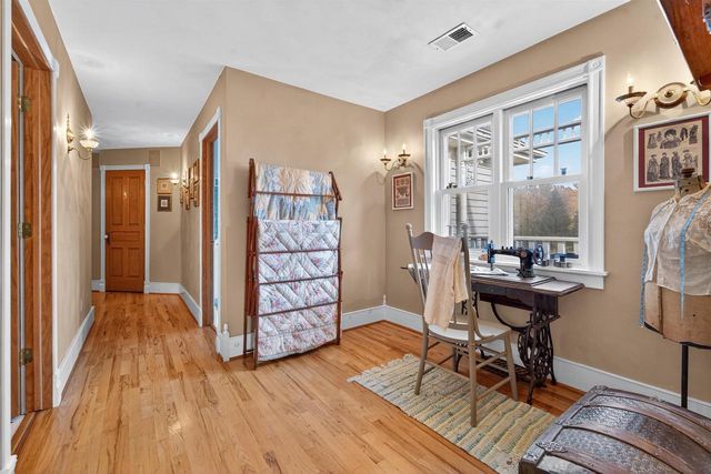 107 LAMINE LANE, Combined Locks, WI 54113