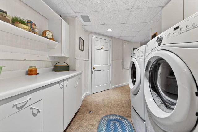 107 LAMINE LANE, Combined Locks, WI 54113