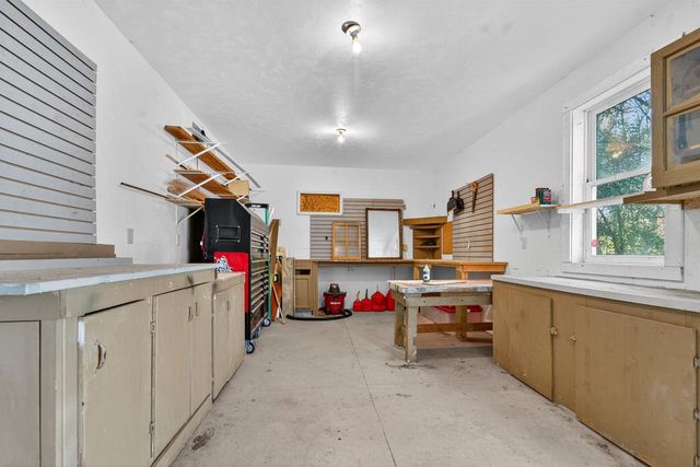 107 LAMINE LANE, Combined Locks, WI 54113