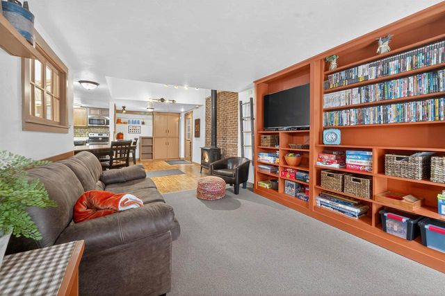 107 LAMINE LANE, Combined Locks, WI 54113