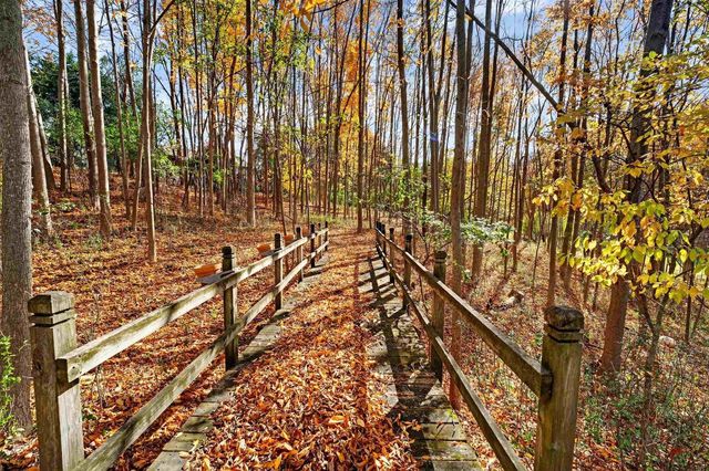 107 LAMINE LANE, Combined Locks, WI 54113