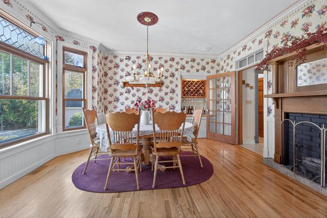 107 LAMINE LANE, Combined Locks, WI 54113