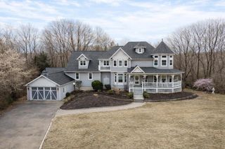 107 LAMINE LANE, Combined Locks, WI 54113