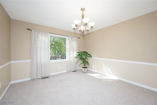 1490 Hanna Road, Stow, OH 44224